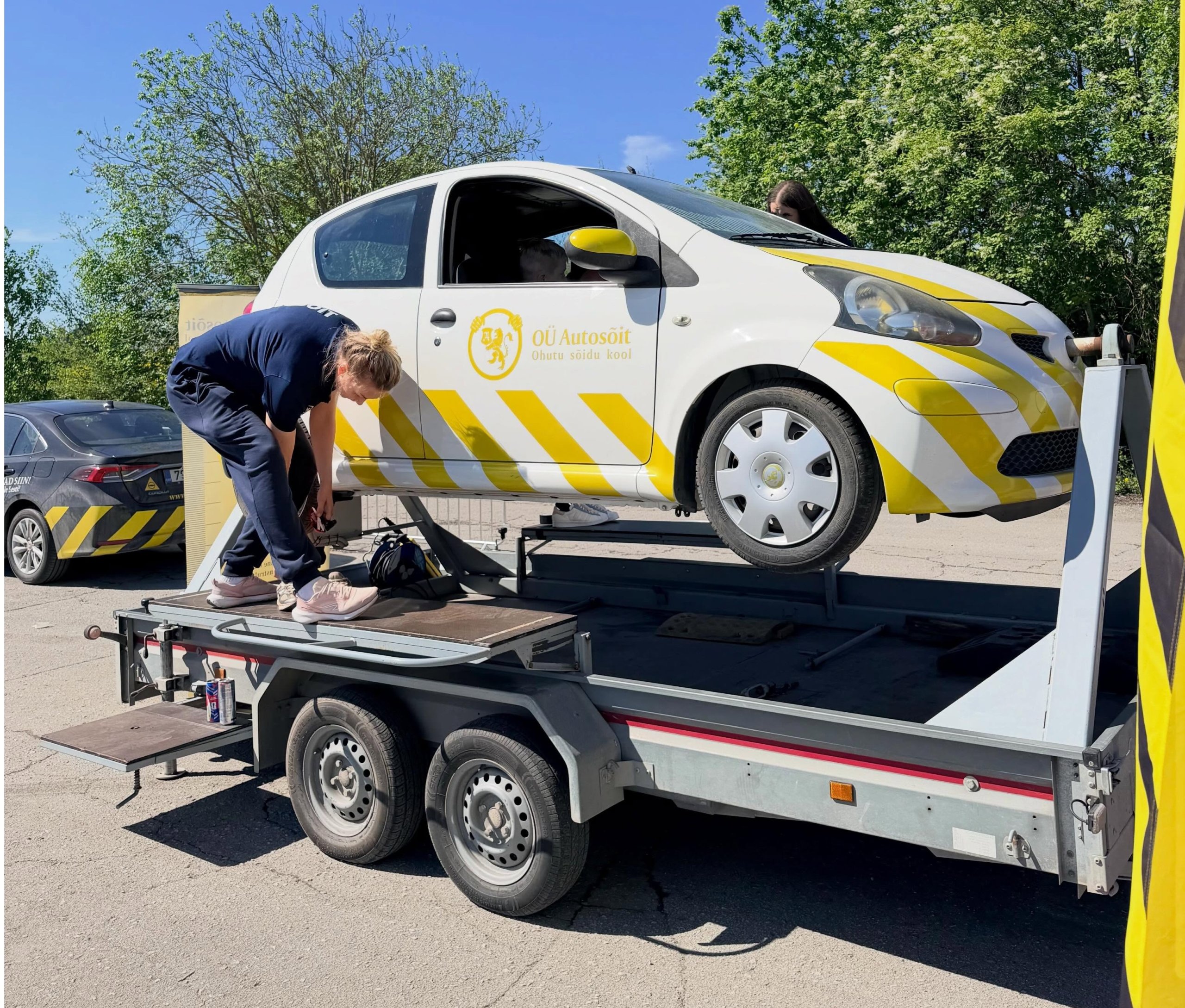 Möödunud nädalavahetusel olime kohal Jaapani autode hooaja avamisel, kuid mitte ainult ilusaid masinaid imetlemas. Meie kohalolek oli palju tõsisem– tuua...
The